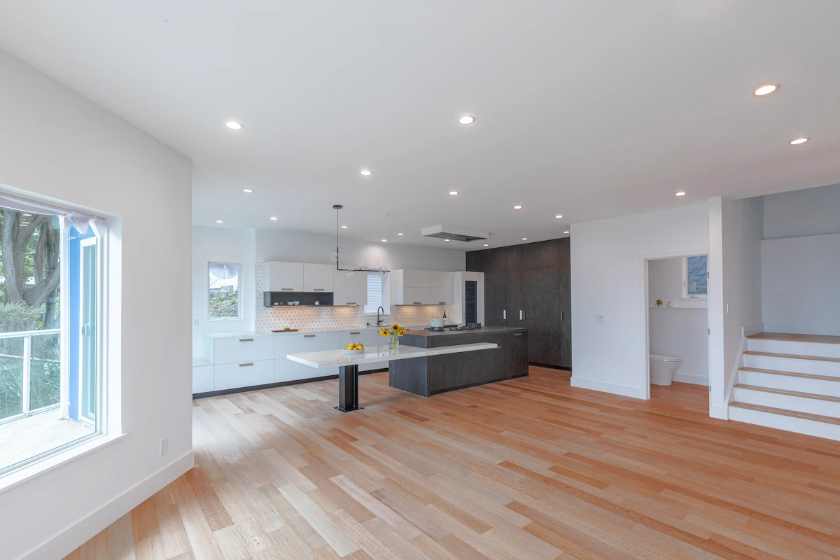 Beaumont Blvd, the interiors