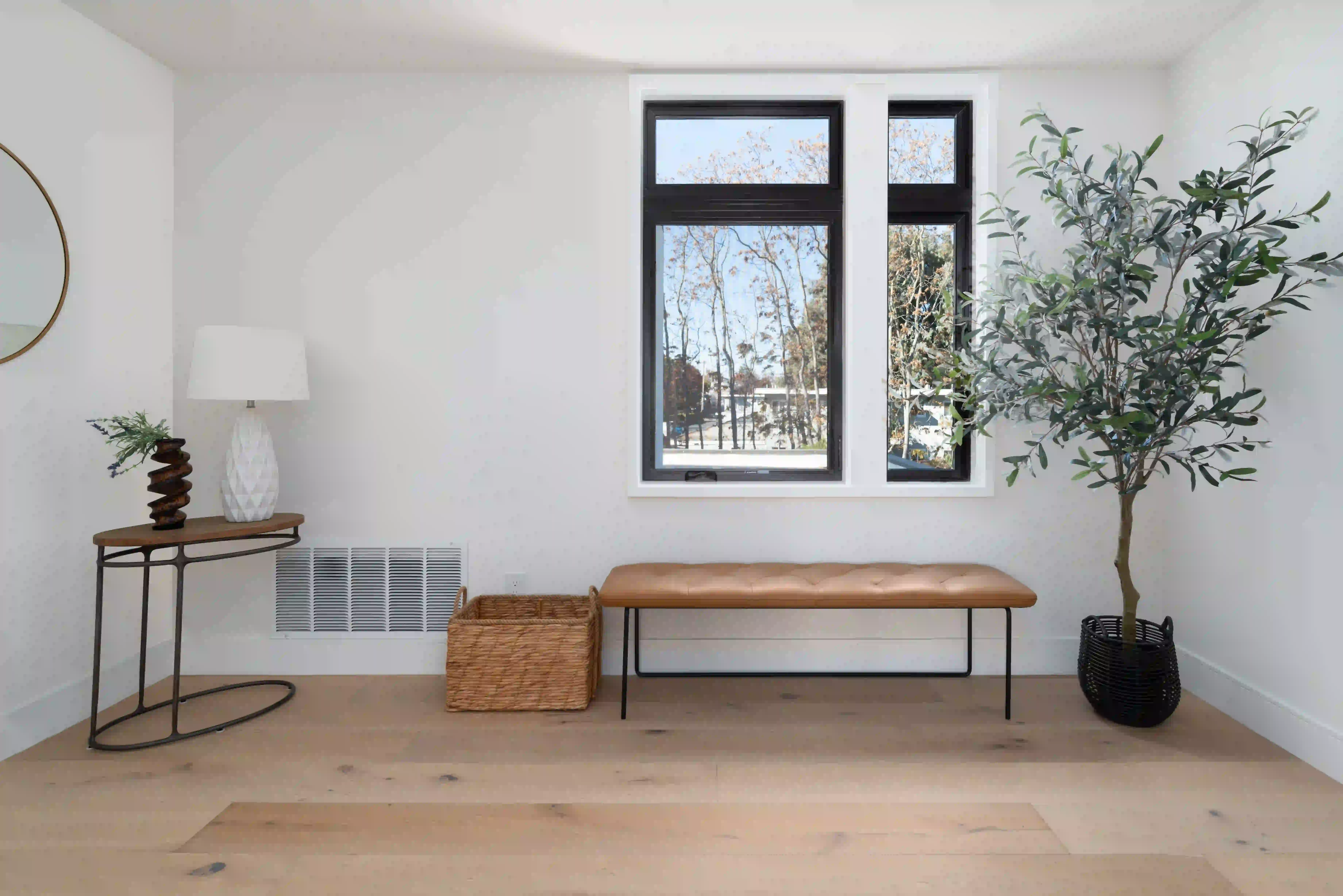 Farley St, the interiors
