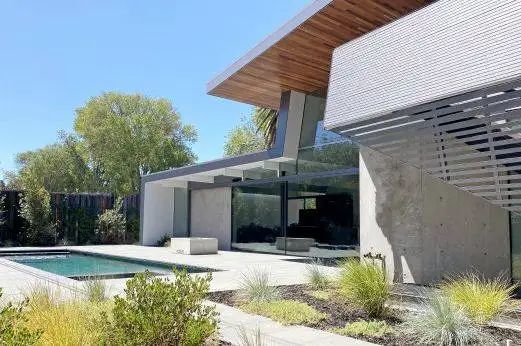 Modern custom home built by Greenberg Construction