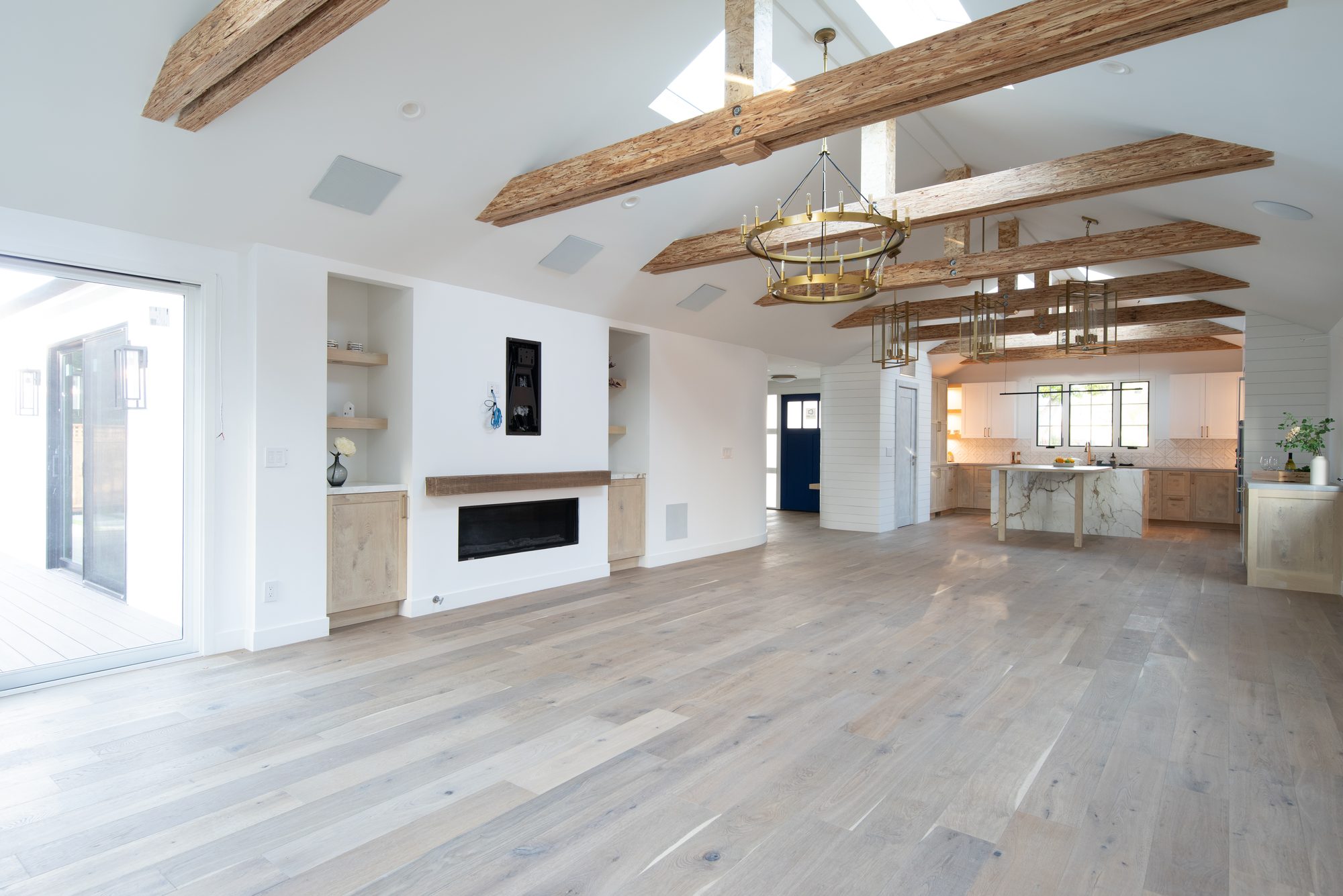Springer, a remodel in Los Altos by Greenberg, the living area and fireplace