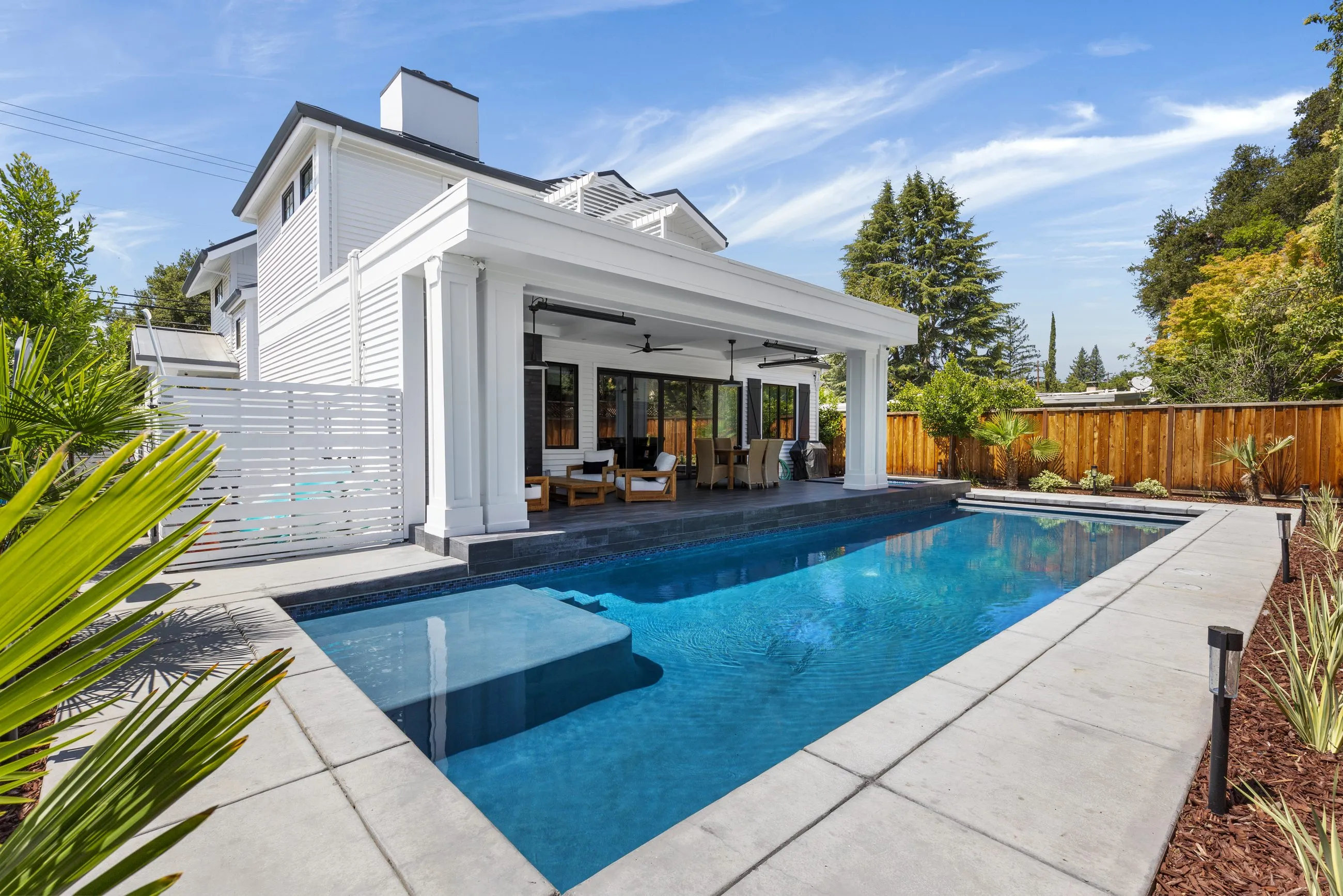 Amaranta Ave, a new build in Palo Alto by Greenberg, the pool and rear elevation