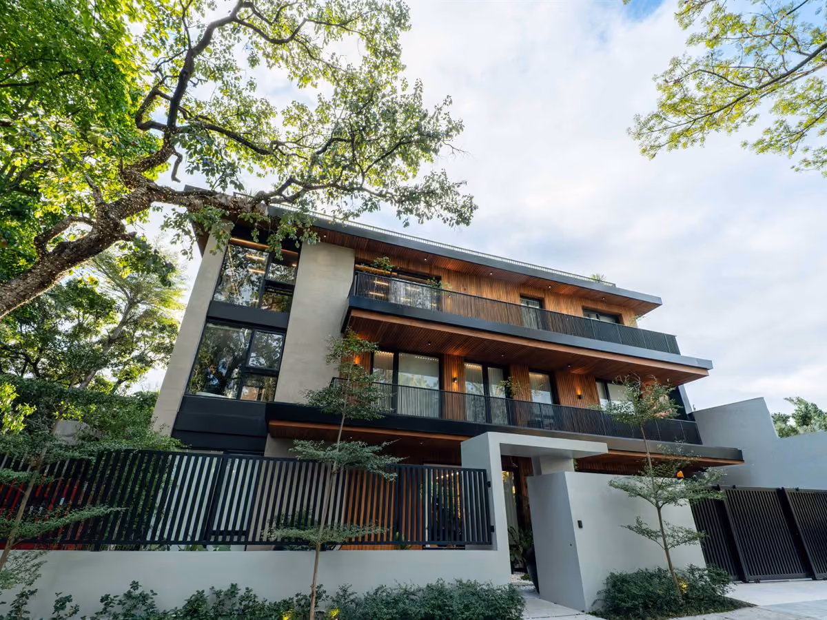 Capitol Hills Residence