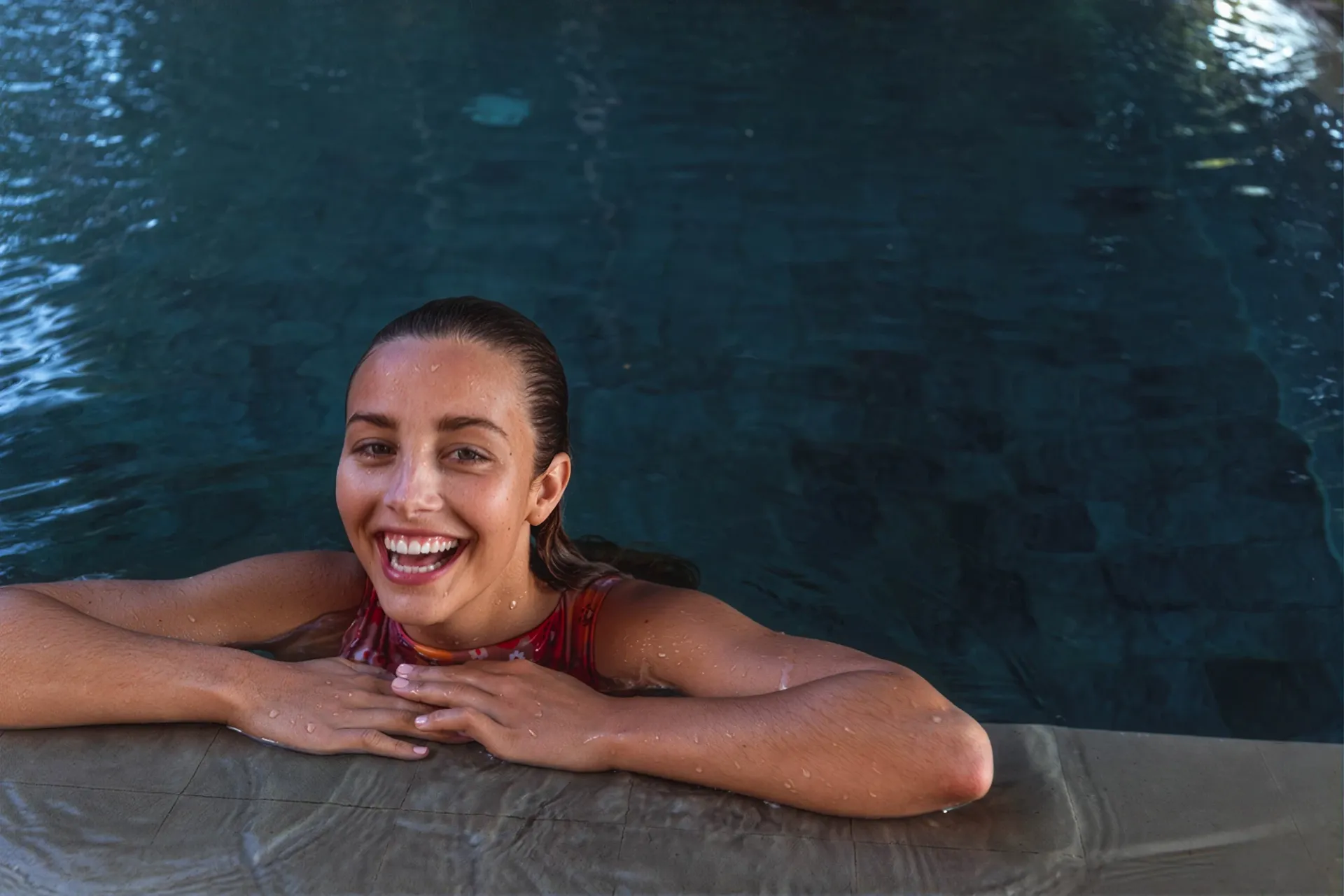 Guest at the edge of the pool
