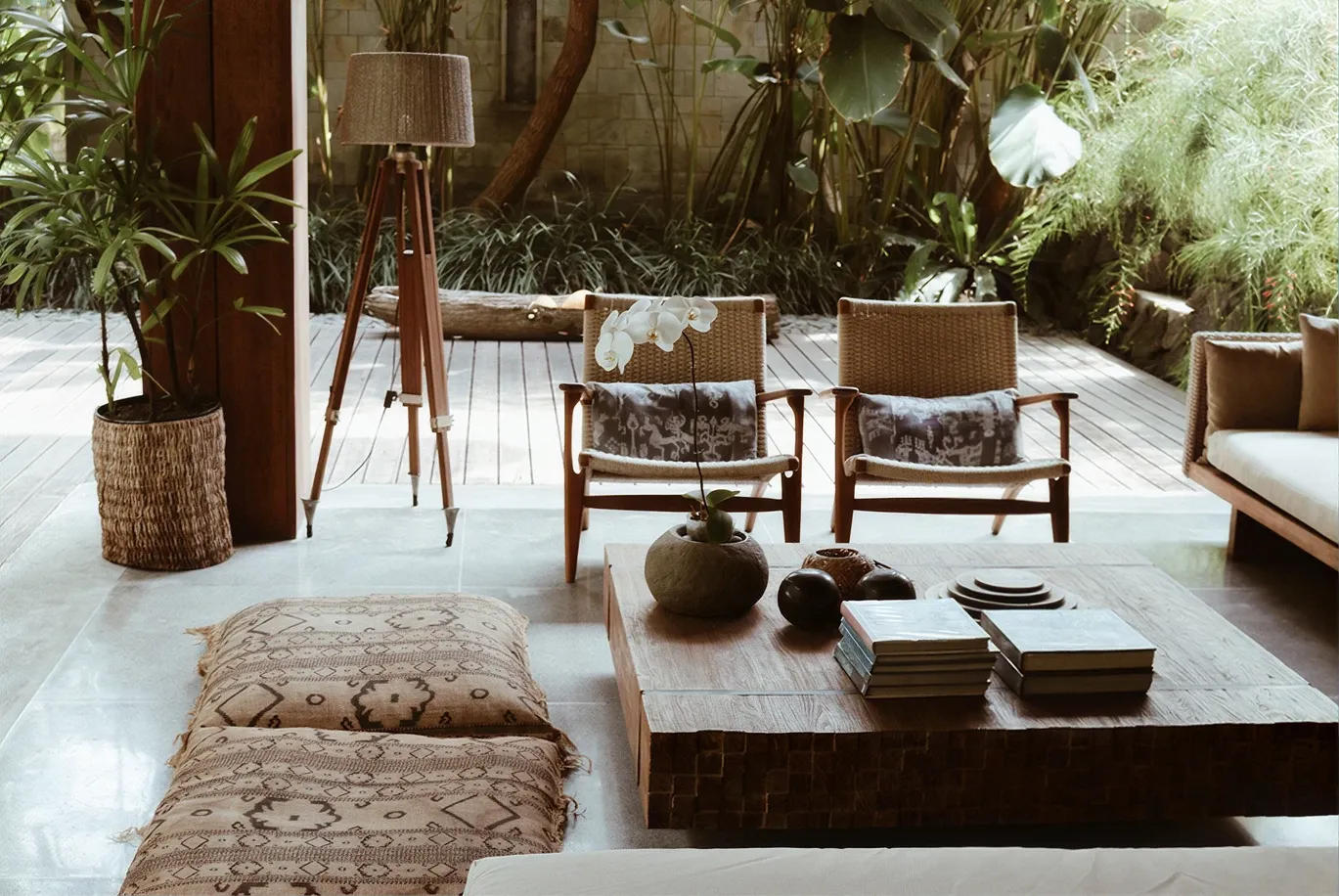 Rattan chairs and floor lamp in the pavilion