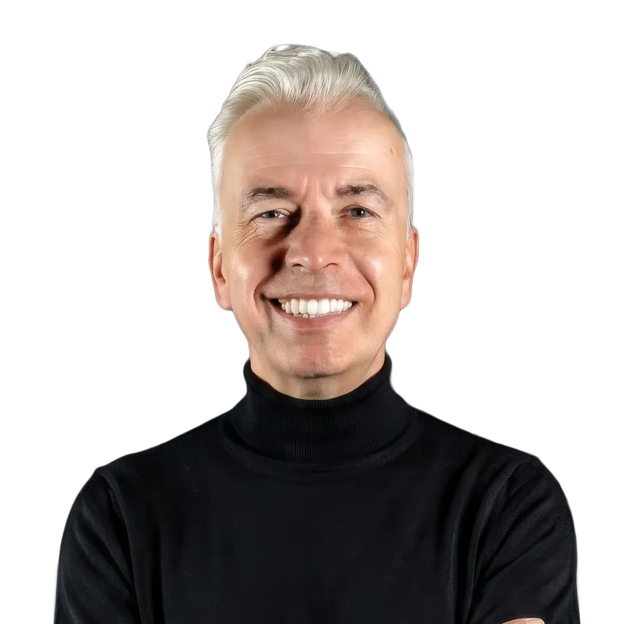 Porträt von Ralf Mühlenhöver, CEO und Co-Founder von SVNTN