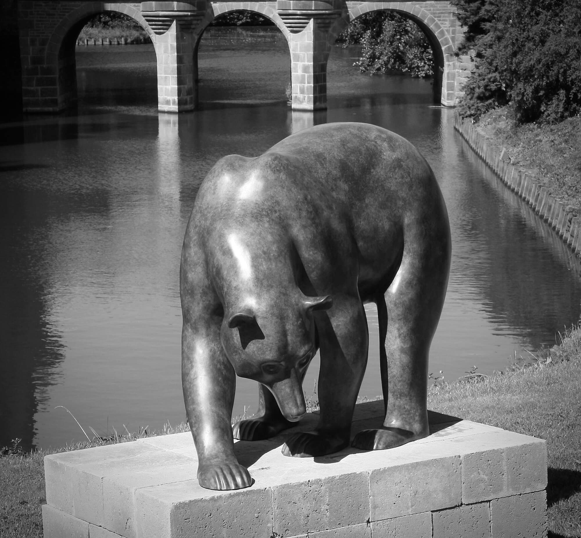 Jonathan Knight Sculpture