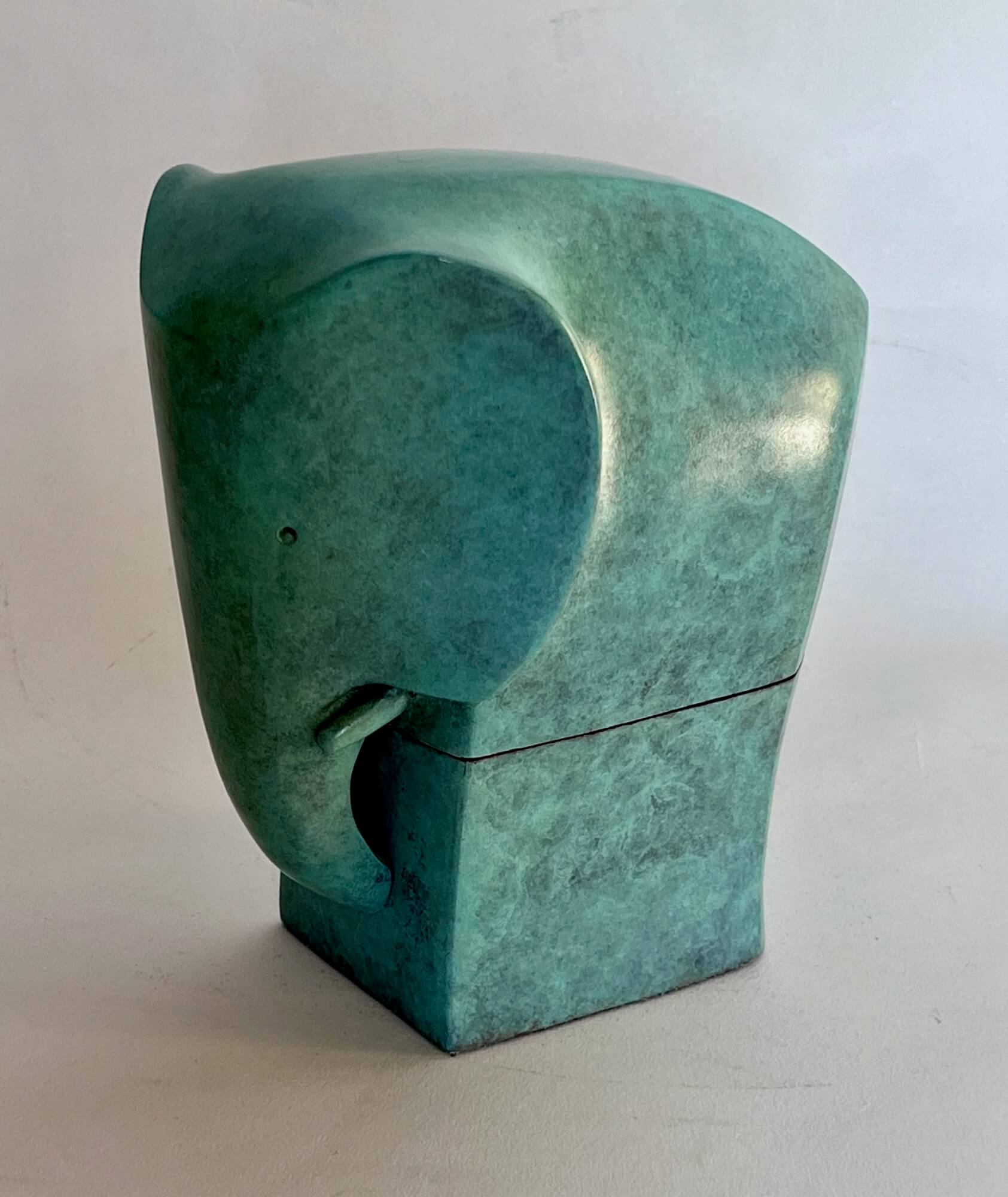 Jonathan Knight | Elephant Sculptural Box