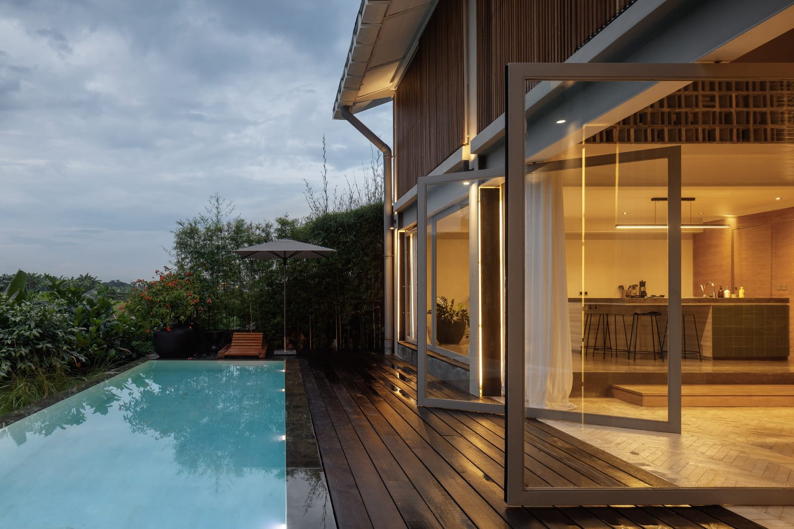 Wonderland — residential view 40
