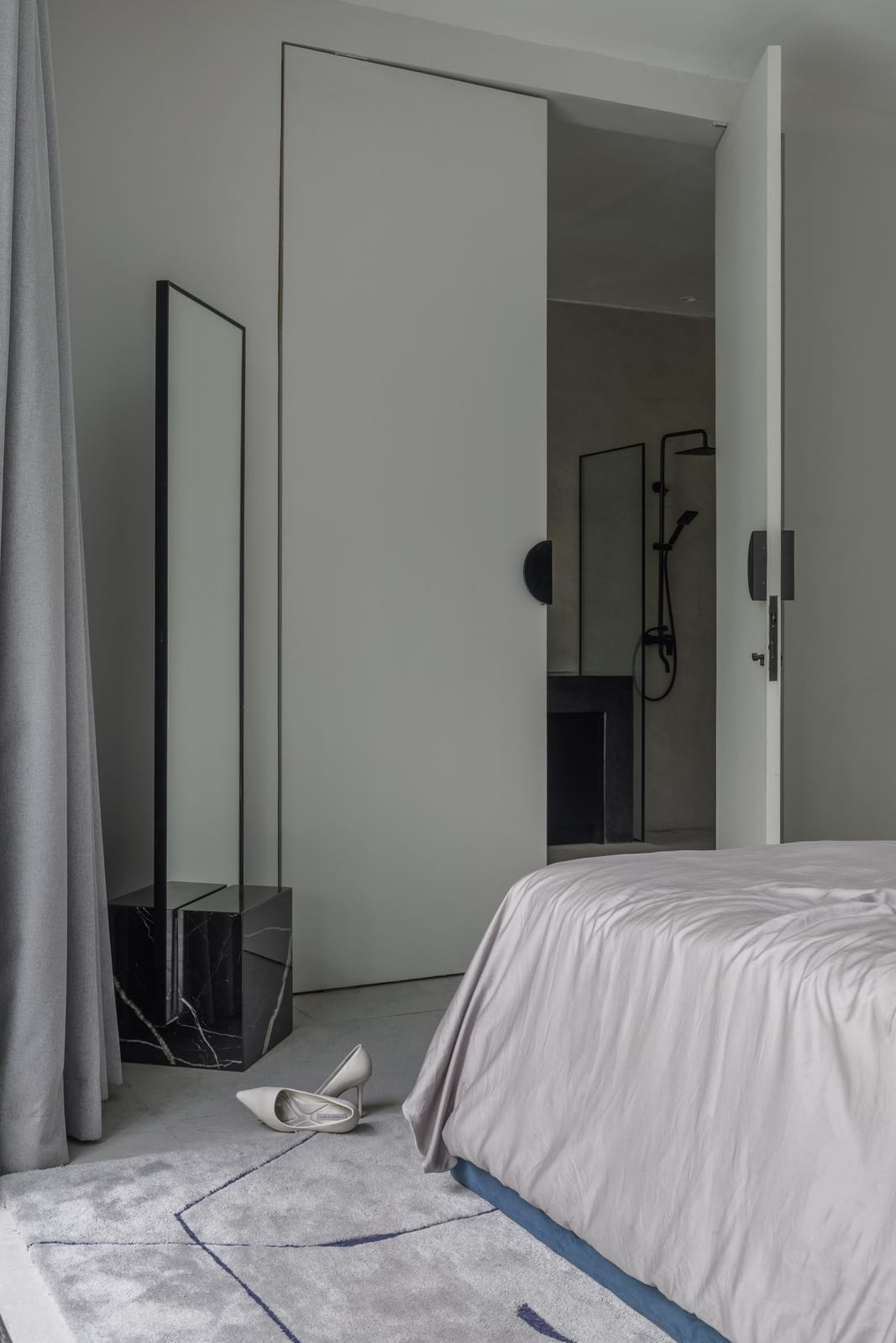 SM Residence — residential view 16