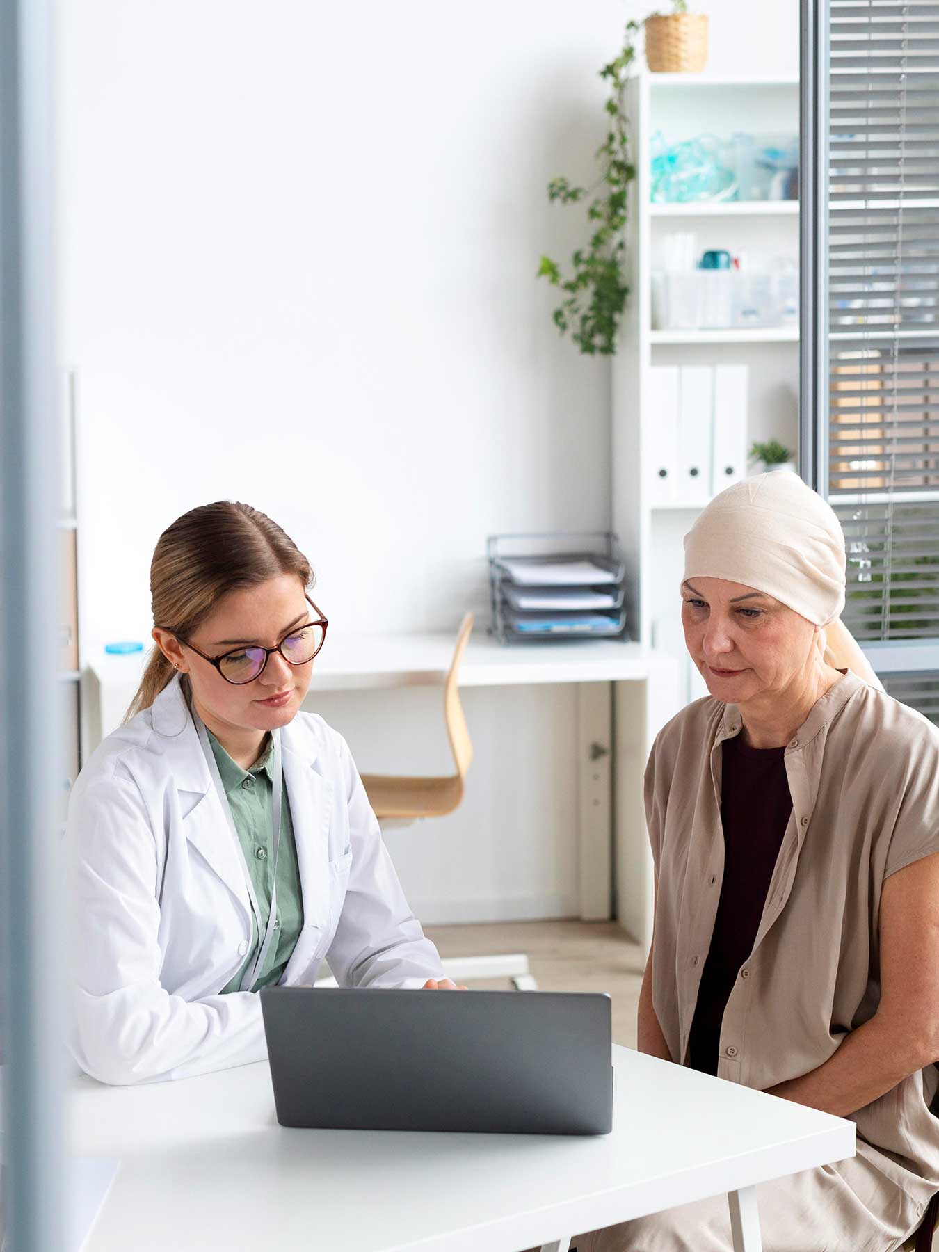 Leading Professional Oncology Nursing Organization