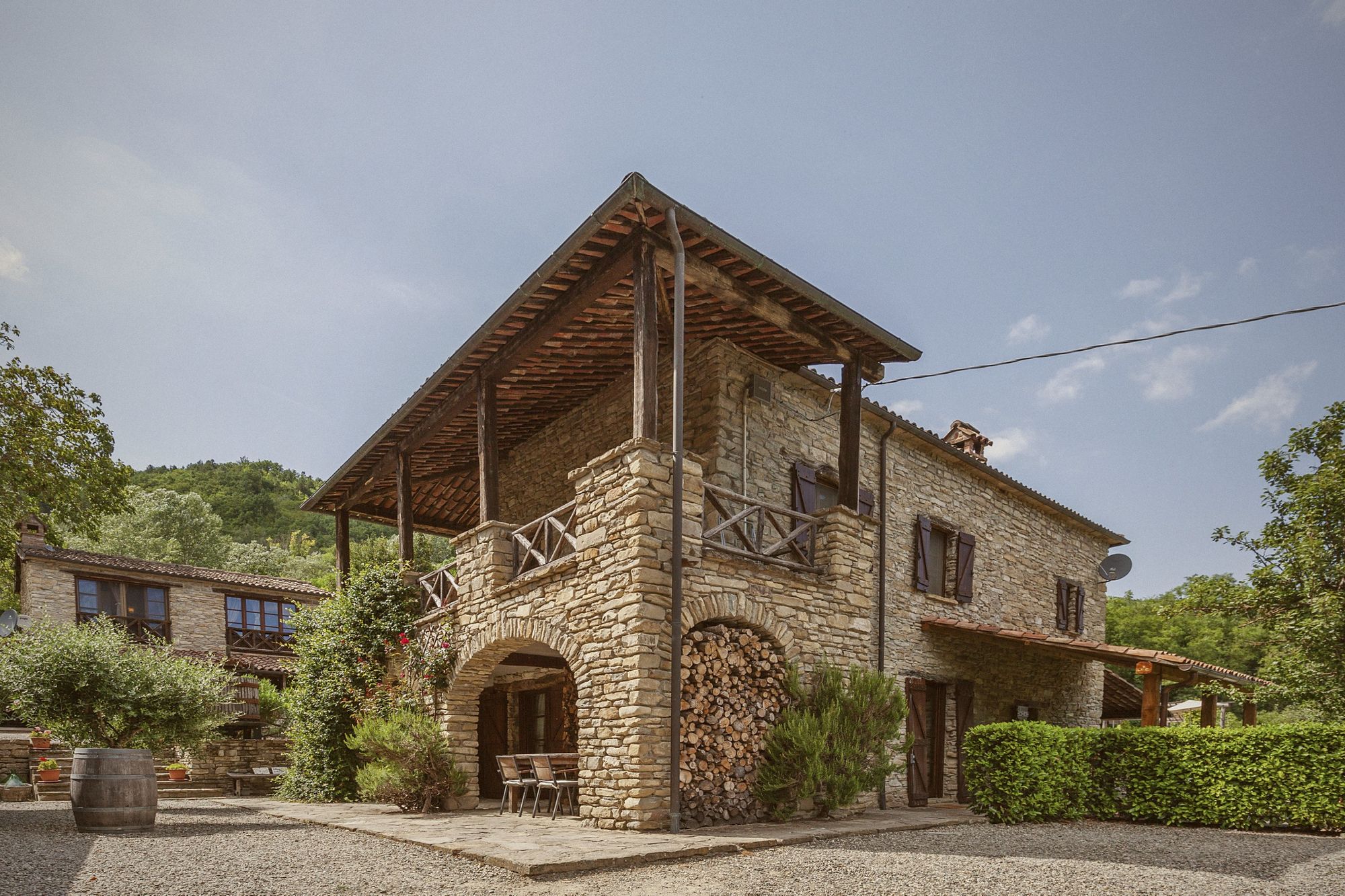 A tower on the Borgo Filari estate overlooking Val d'Erro