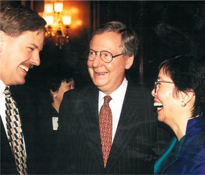 2002 — Senator Mitch McConnell with USPAACC leaders