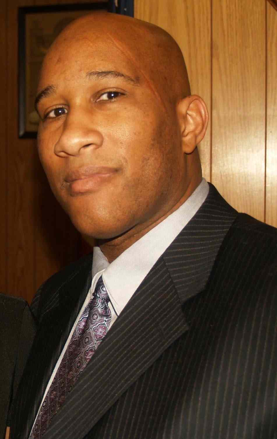 Portrait of Derek Knox