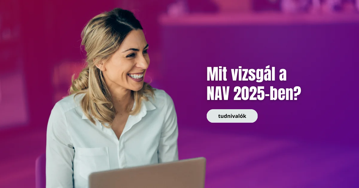 Nő blúzban mosolyog laptop NAV QUiCK