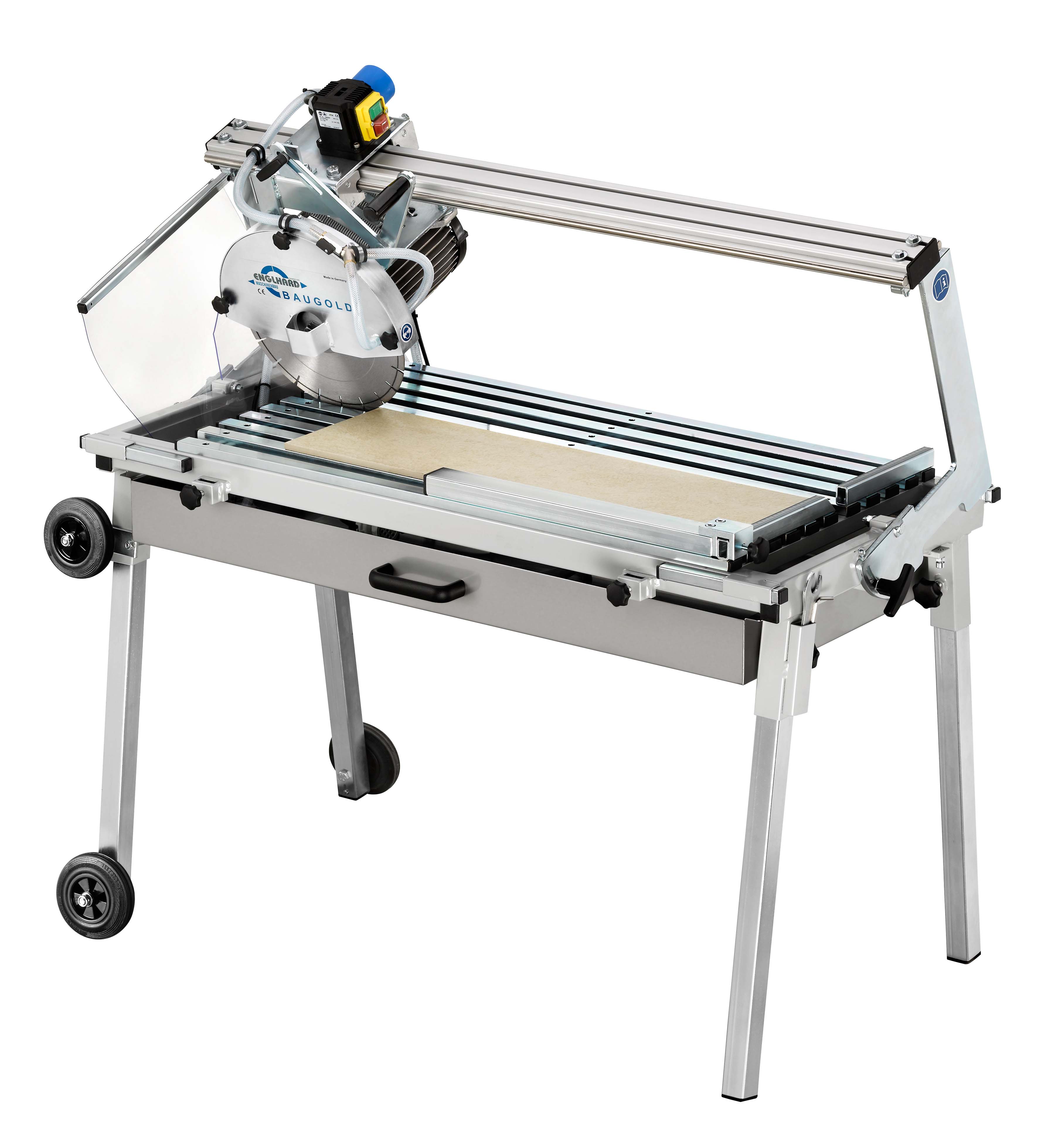 Professionelle elektrische Fliesenschneidemaschine mit Metallrahmen, Sicherheitsabdeckung und zwei großen Rädern, geeignet für präzises Schneiden von Keramik- oder Steinfliesen.