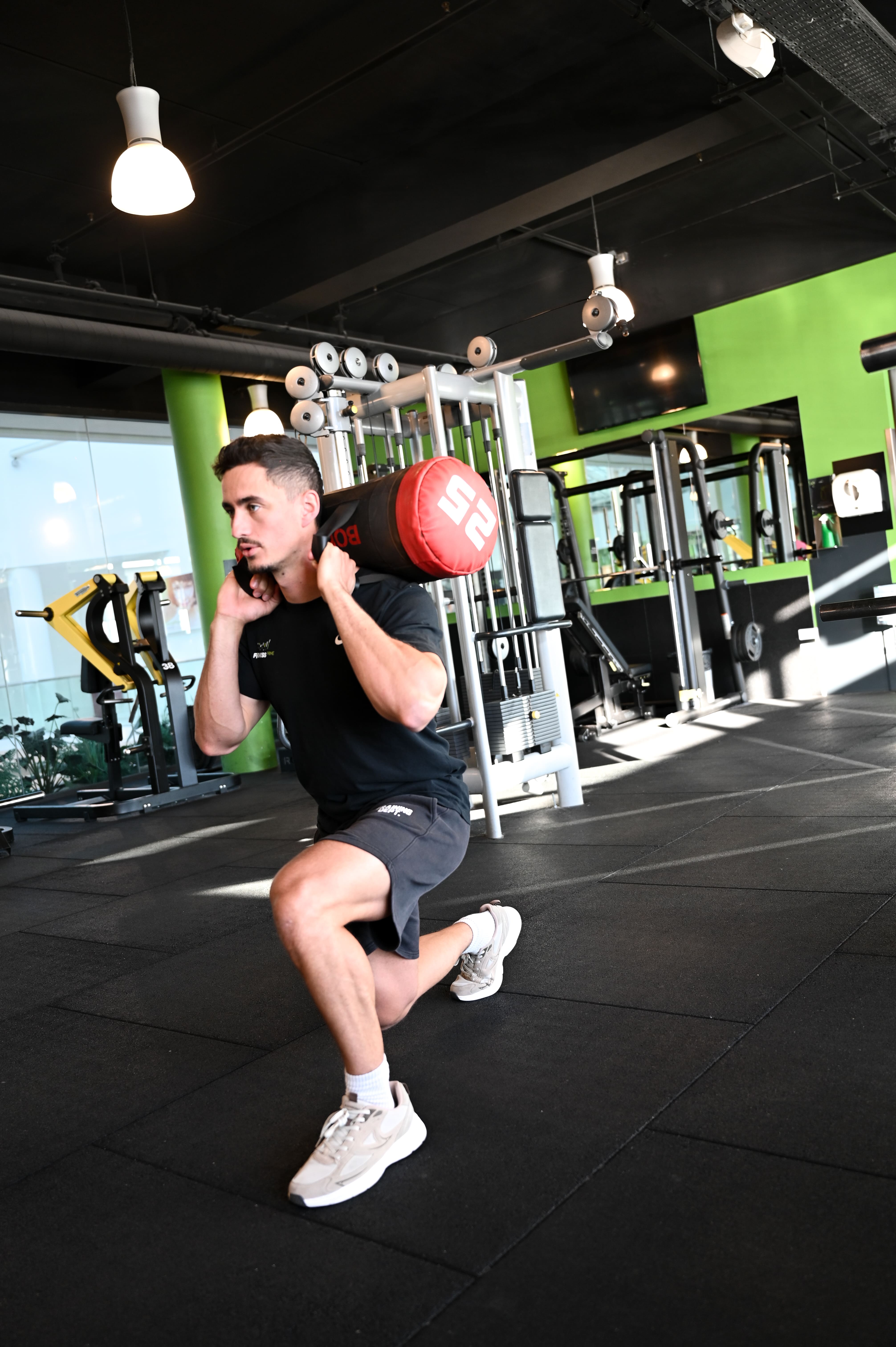Espace cross training : barre de traction et rig