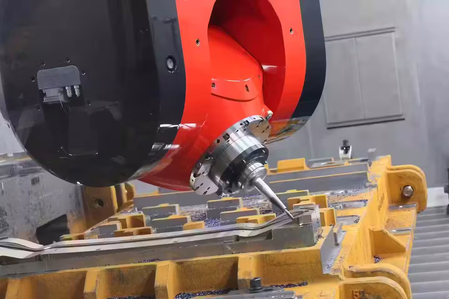 Trimill VF6535