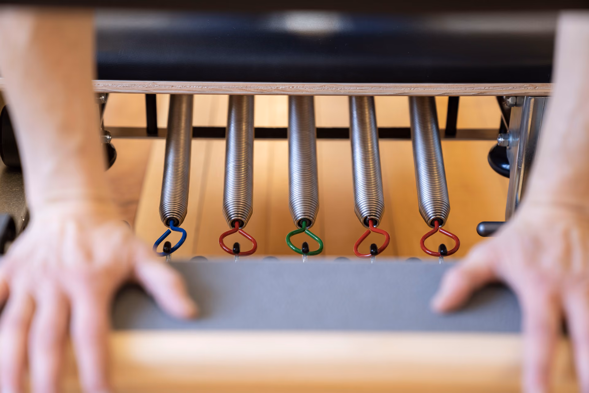 Detailaufnahme Pilates Trainingsgerät