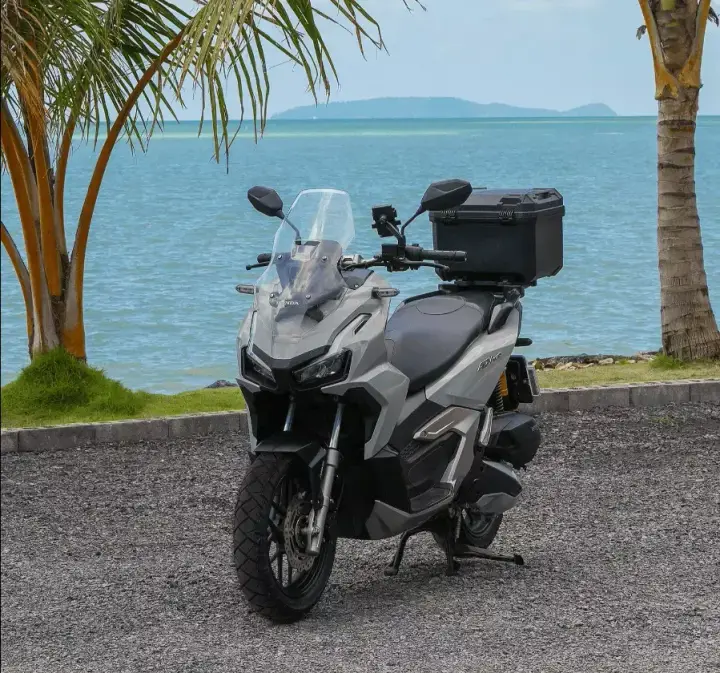 Honda ADV 160 - scooter rental in Phuket