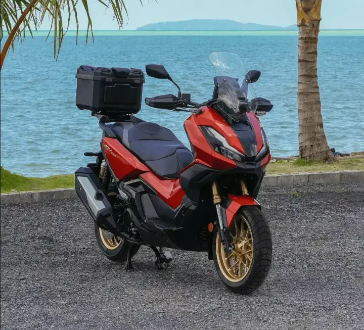 Honda ADV 350 - scooter rental in Phuket