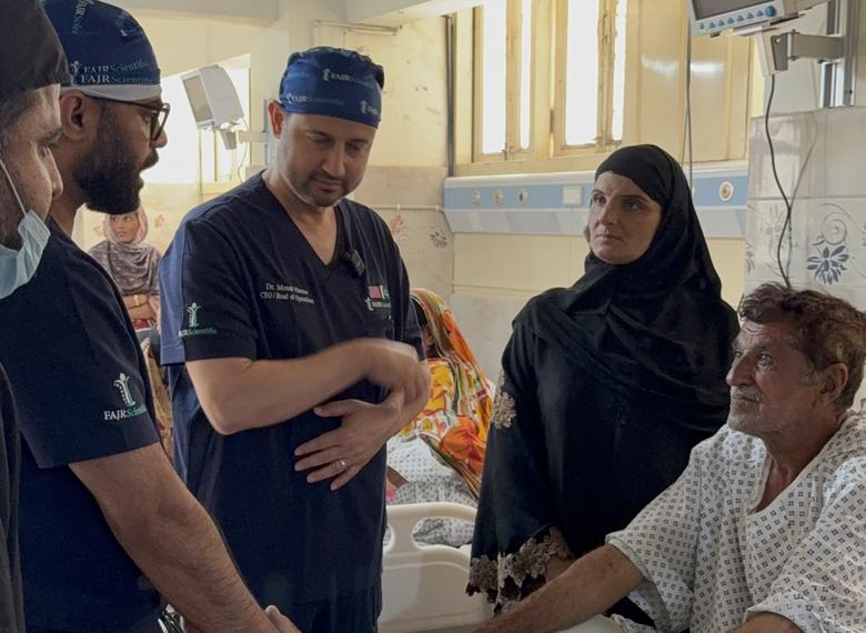 FAJR surgeons on a ward round with patients and families.