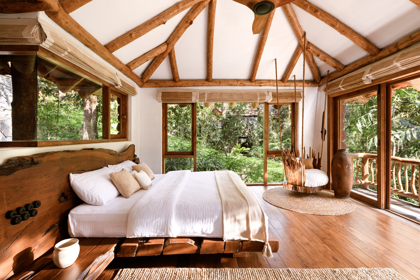 Bedroom at Estate Plavu in teak and stone