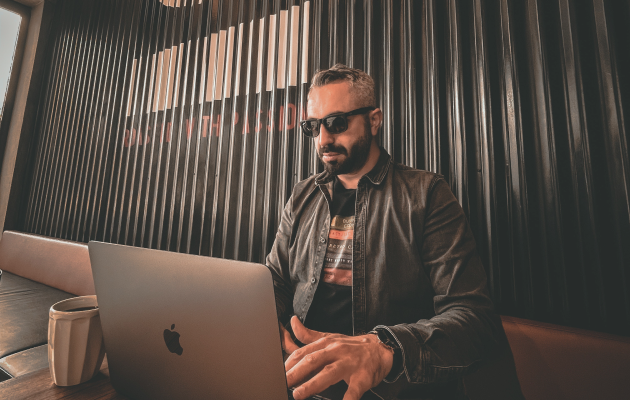 Do you know how many out-of-date installed packages are in your org? Learn how to check and review your installed apps and packages.
