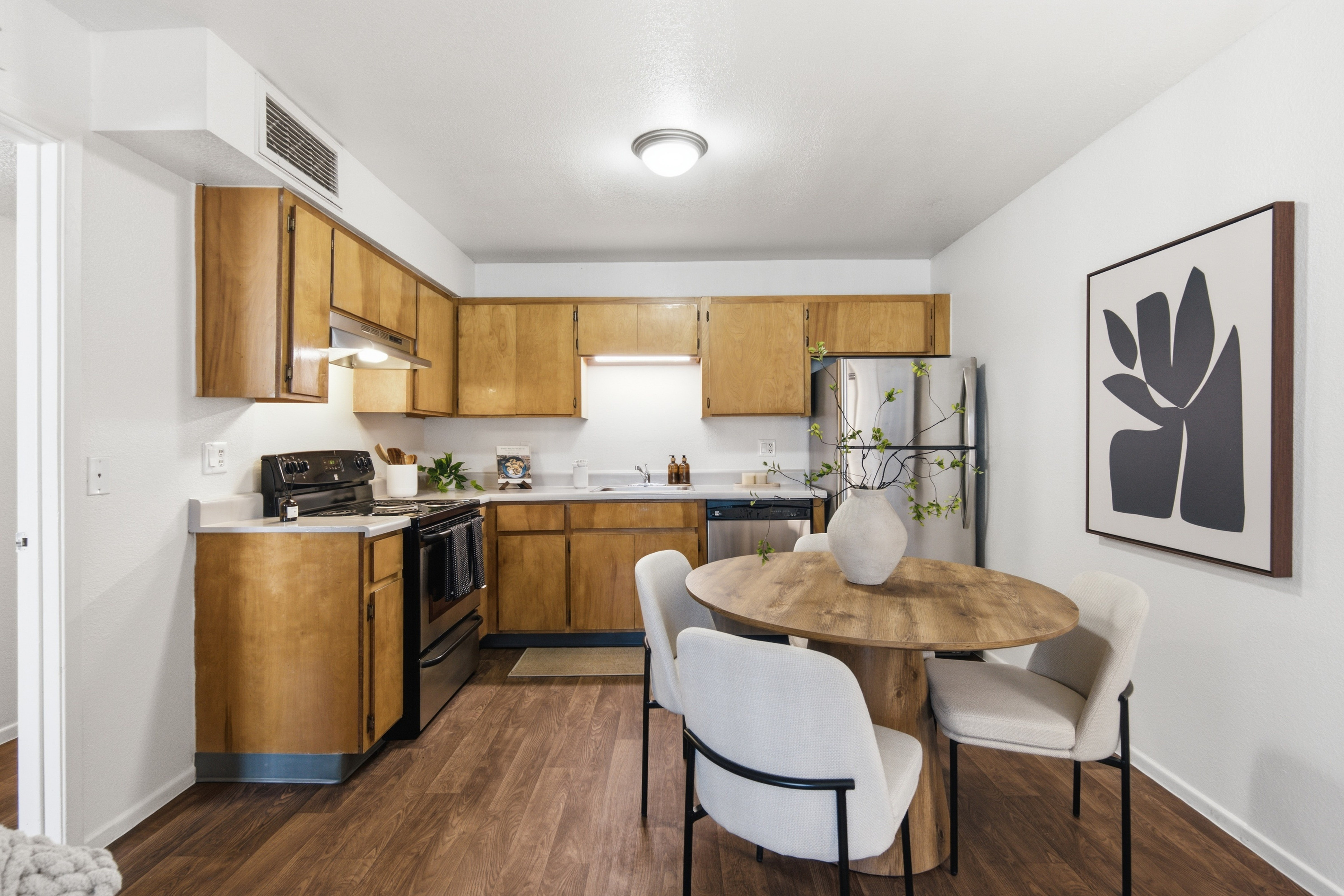 Furnished dining room
