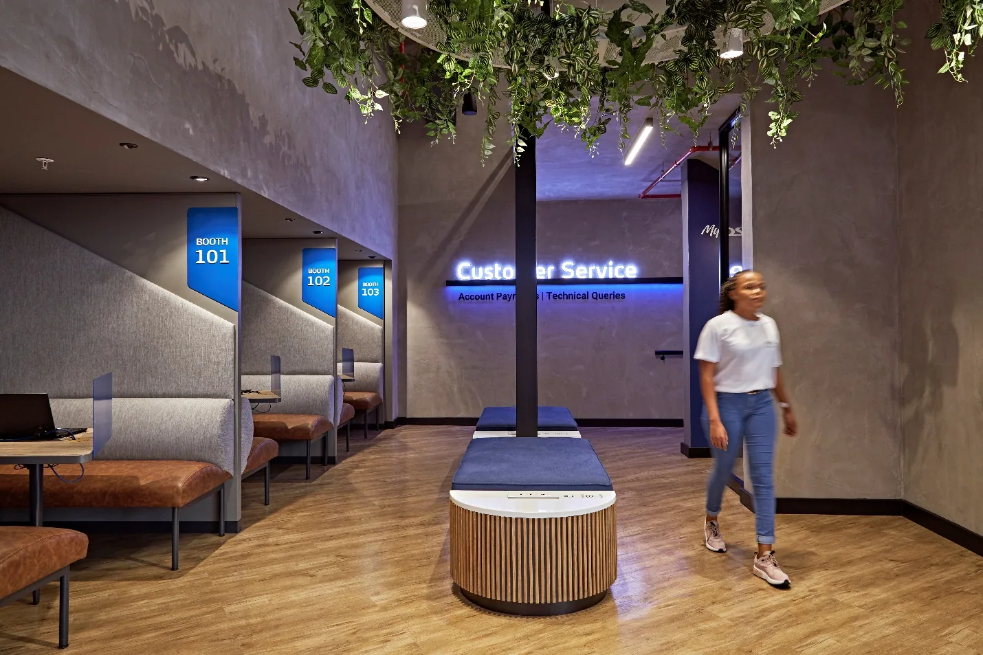 From Retail Store to Customer Experience: DStv CEC