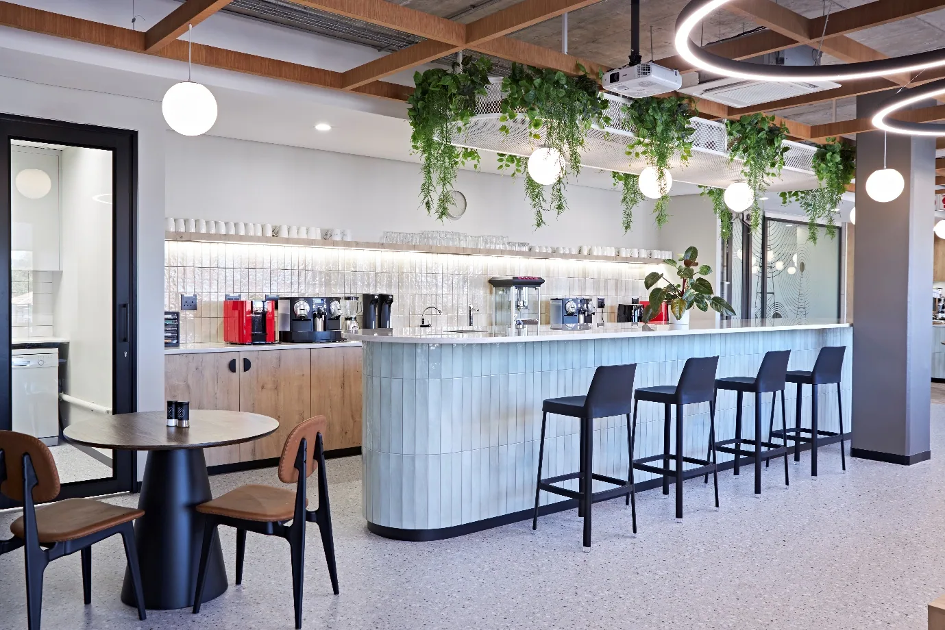 Modern Luxury in the Workplace: Not Just a Trend, a Lifestyle