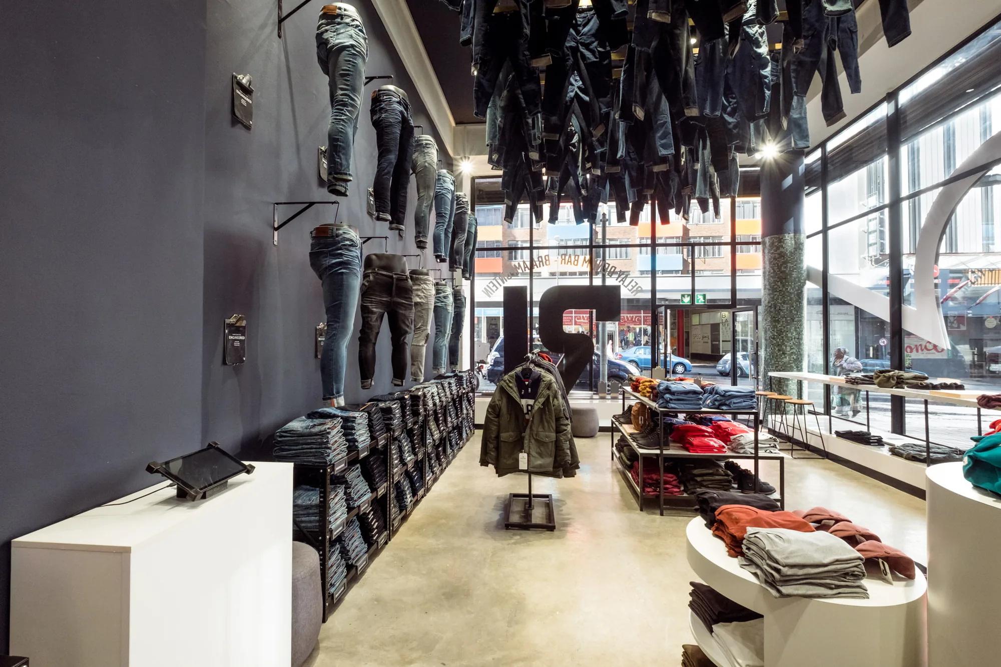 Relay Jeans store interior designed by Design Partnership.