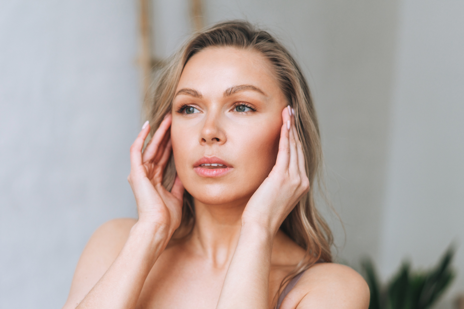 Revision Facelift Surgery: Fixing Unnatural or Fading Previous Results