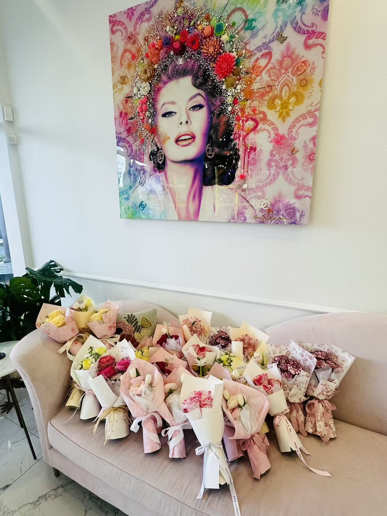 Bouquets for guests at Navila
