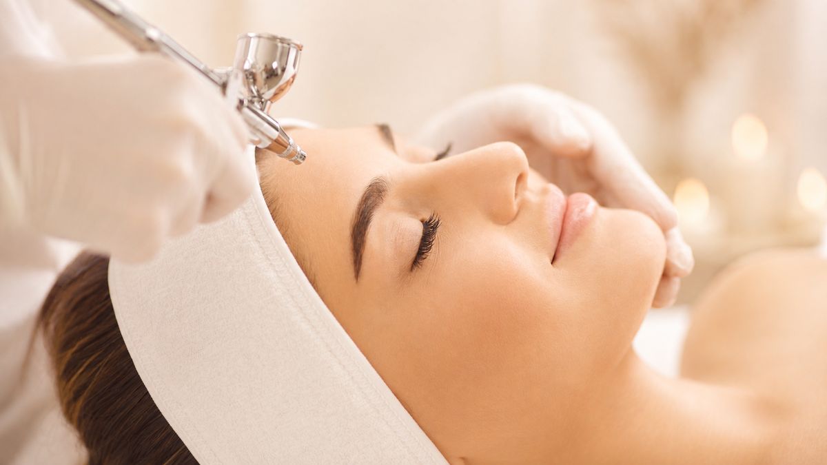 Hydro Dermabrasion Oxygen Facial