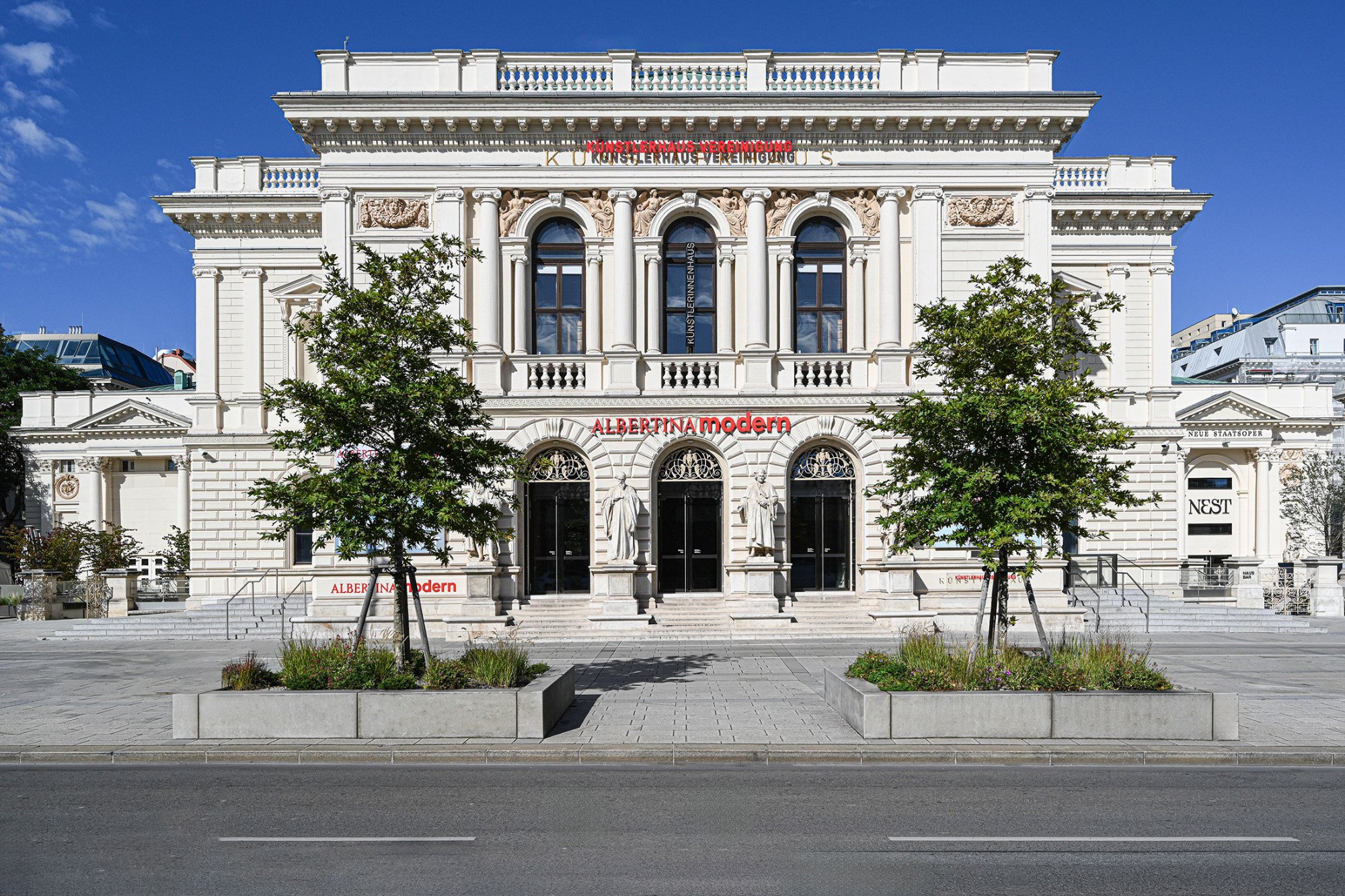 Albertina modern