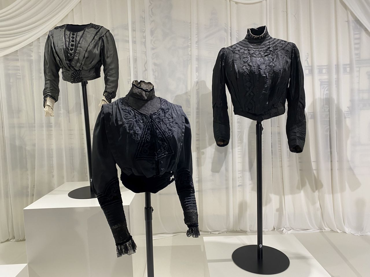 KLEIDUNG - MACHT - LEUTE – Kaiser Franz Josef Museum