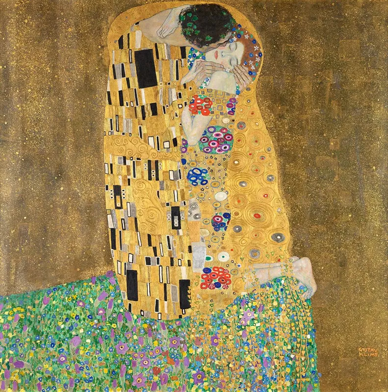 Gustav Klimt, Der Kuss (Liebespaar), 1908/09: ein eng umschlungenes Paar in goldenen Gewändern auf einer Blumenwiese.