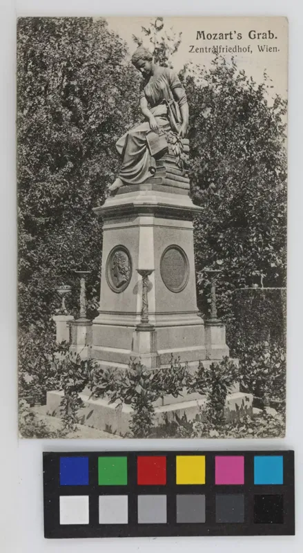 Ansichtskarte um 1910 mit dem Mozart-Denkmal auf dem Wiener Zentralfriedhof