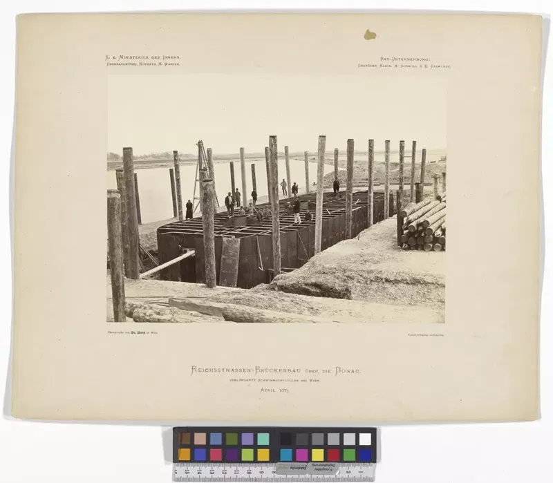 Die Kronprinz-Rudolf-Brücke, die erste Reichsbrücke, im Bau, Fotografie von Hermann Heid, 1873.