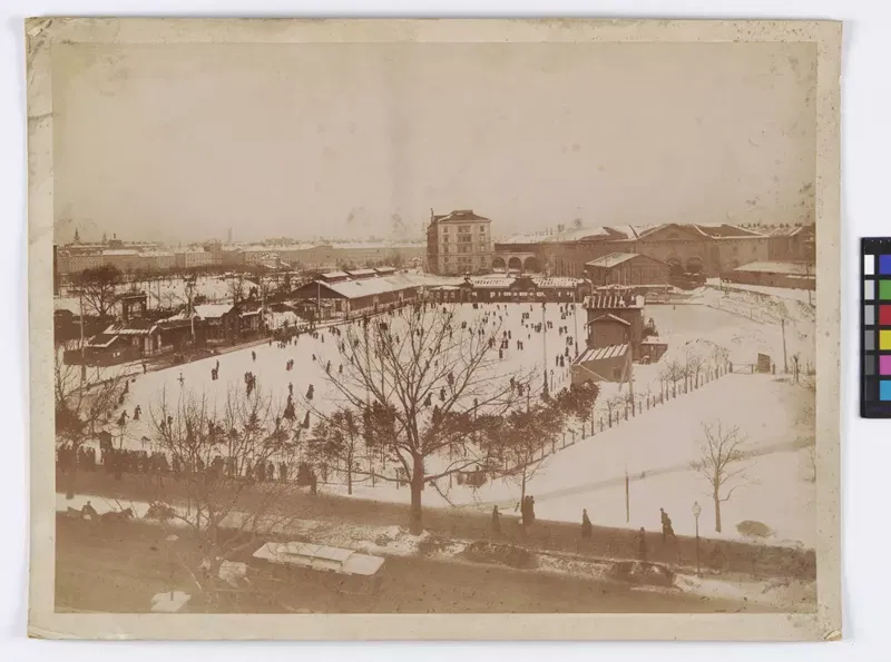 Der alte Eislaufvereinsplatz beim Hauptzollamt in der Zollamtsstraße, Fotografie von 1885.