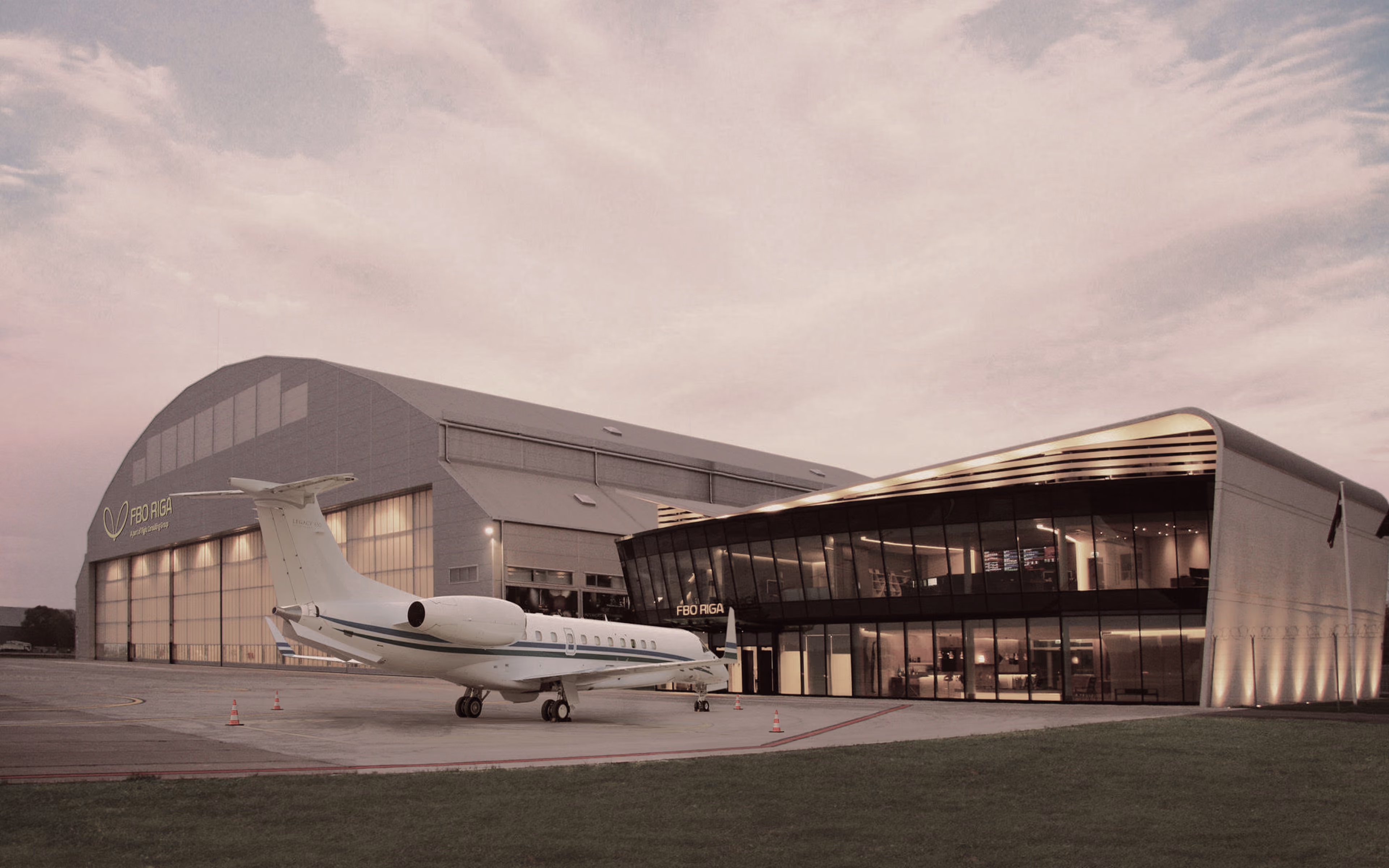 Photo of Hansa Executive MRO maintenance facility hangar ar Riga International Airport.