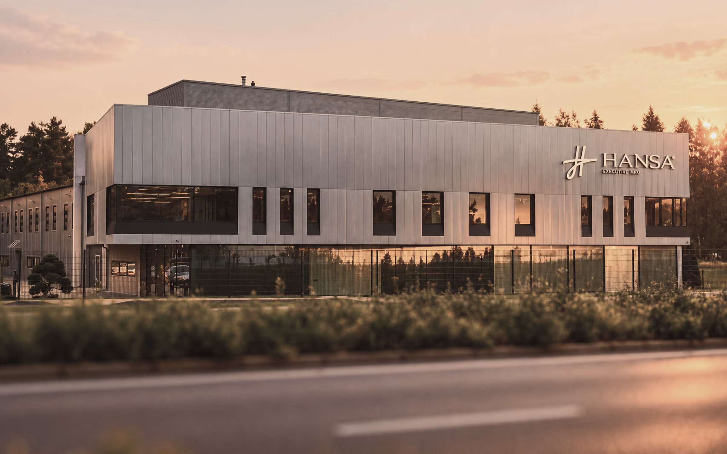 Photo of Hansa Executive MRO head office and interior workshop facility.