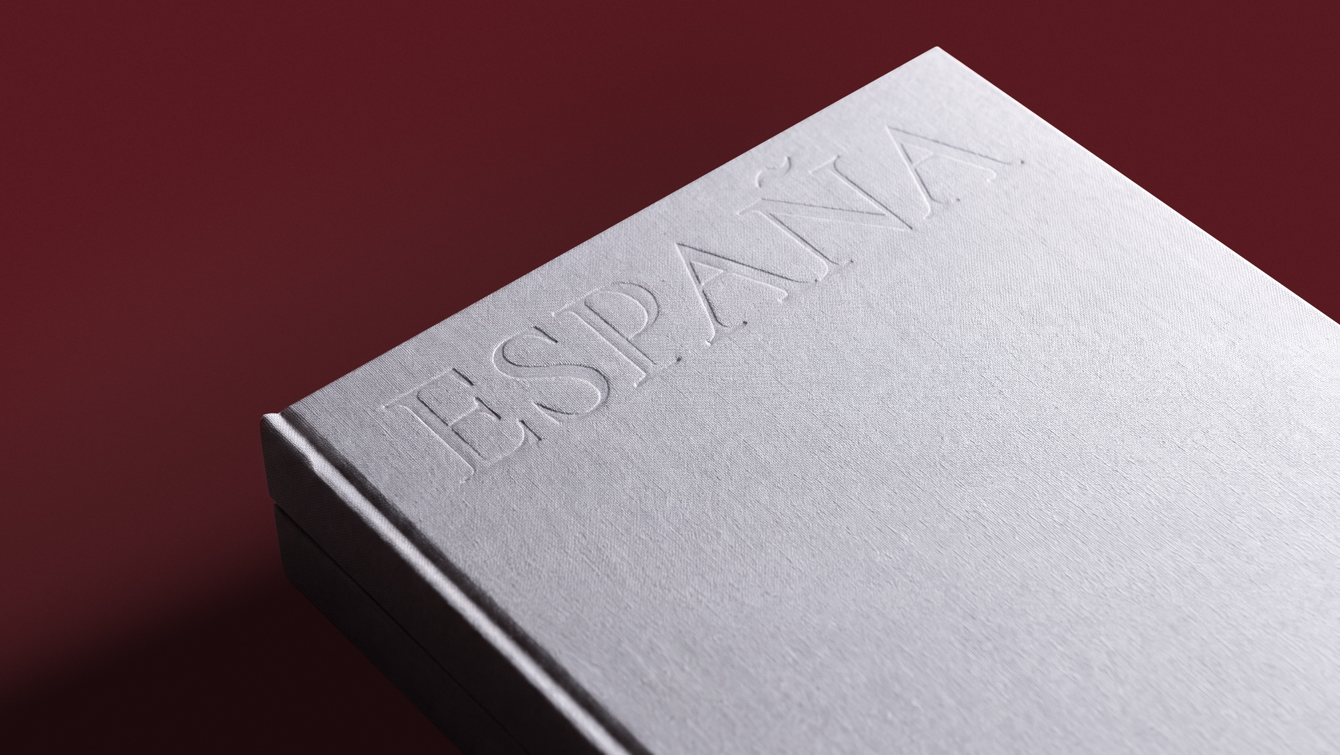 España: Sobremesa, libro editorial con cubierta en tela debossed