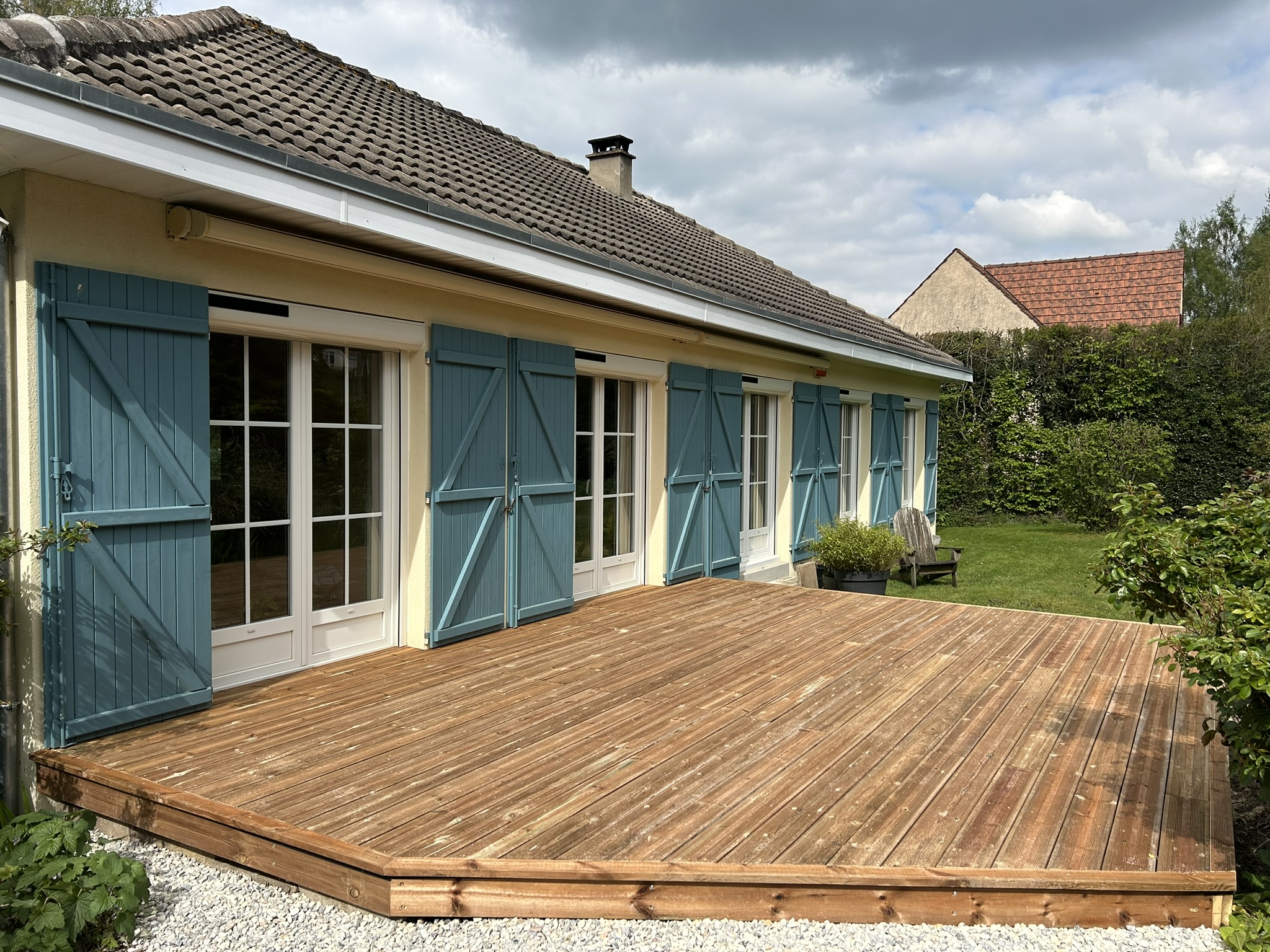 Structure d'escalier en cours de fabrication en atelier