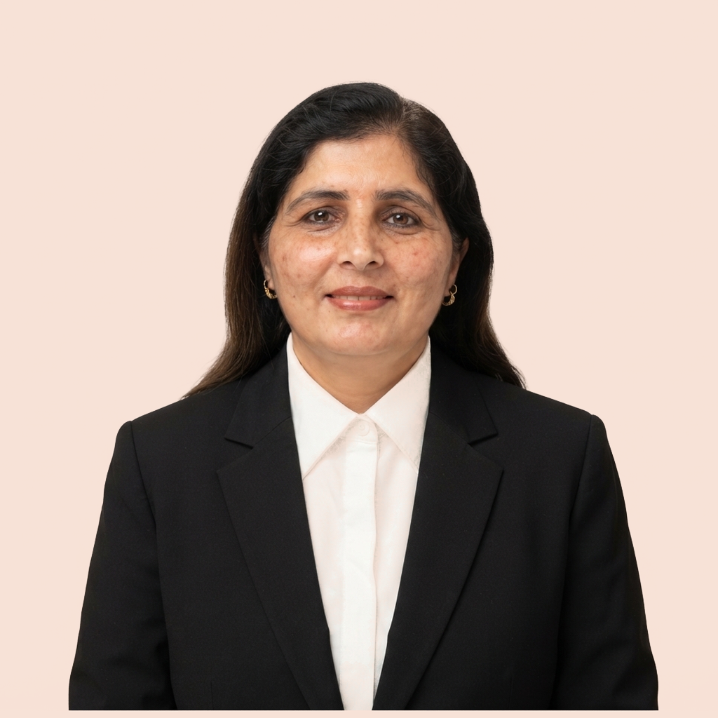 Surjeet Kaur، مساعدة مكتبية في بلوم بيوند