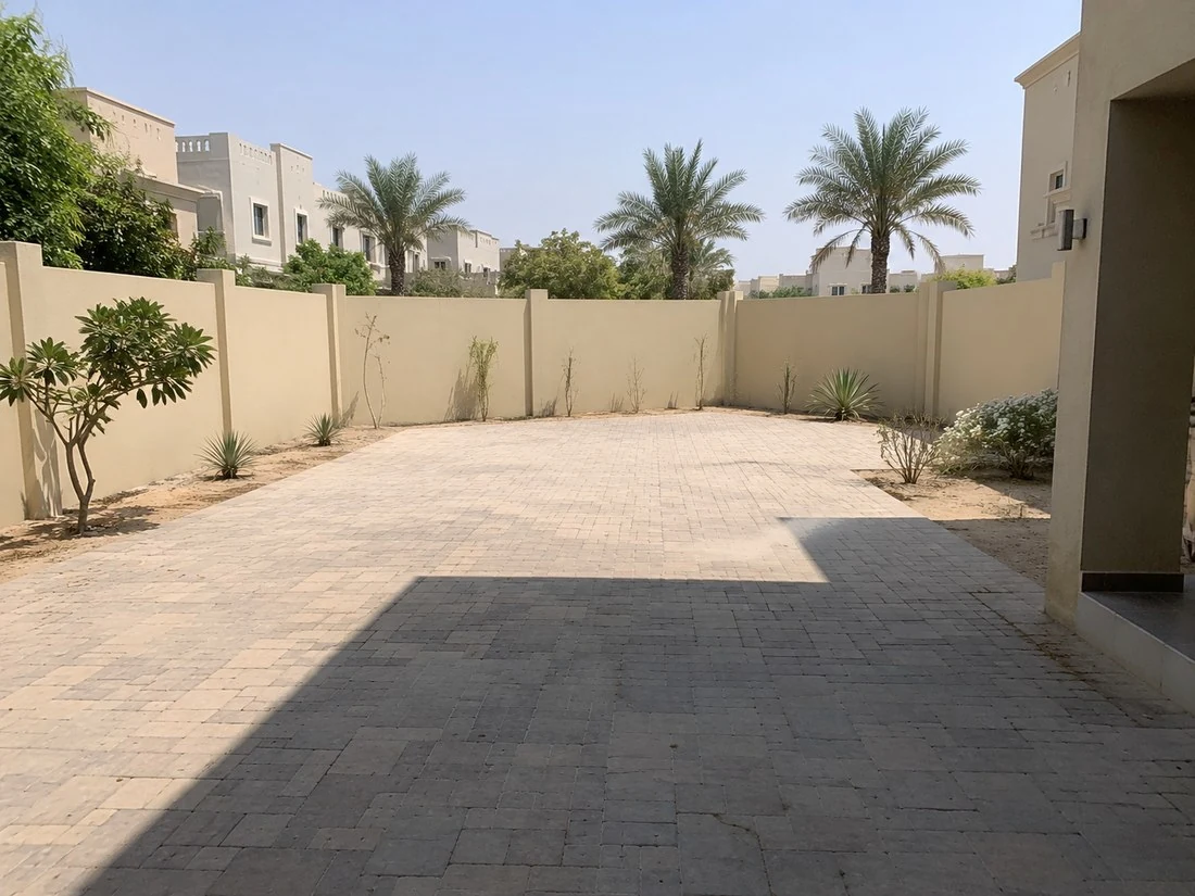 Dubai villa patio before renovation