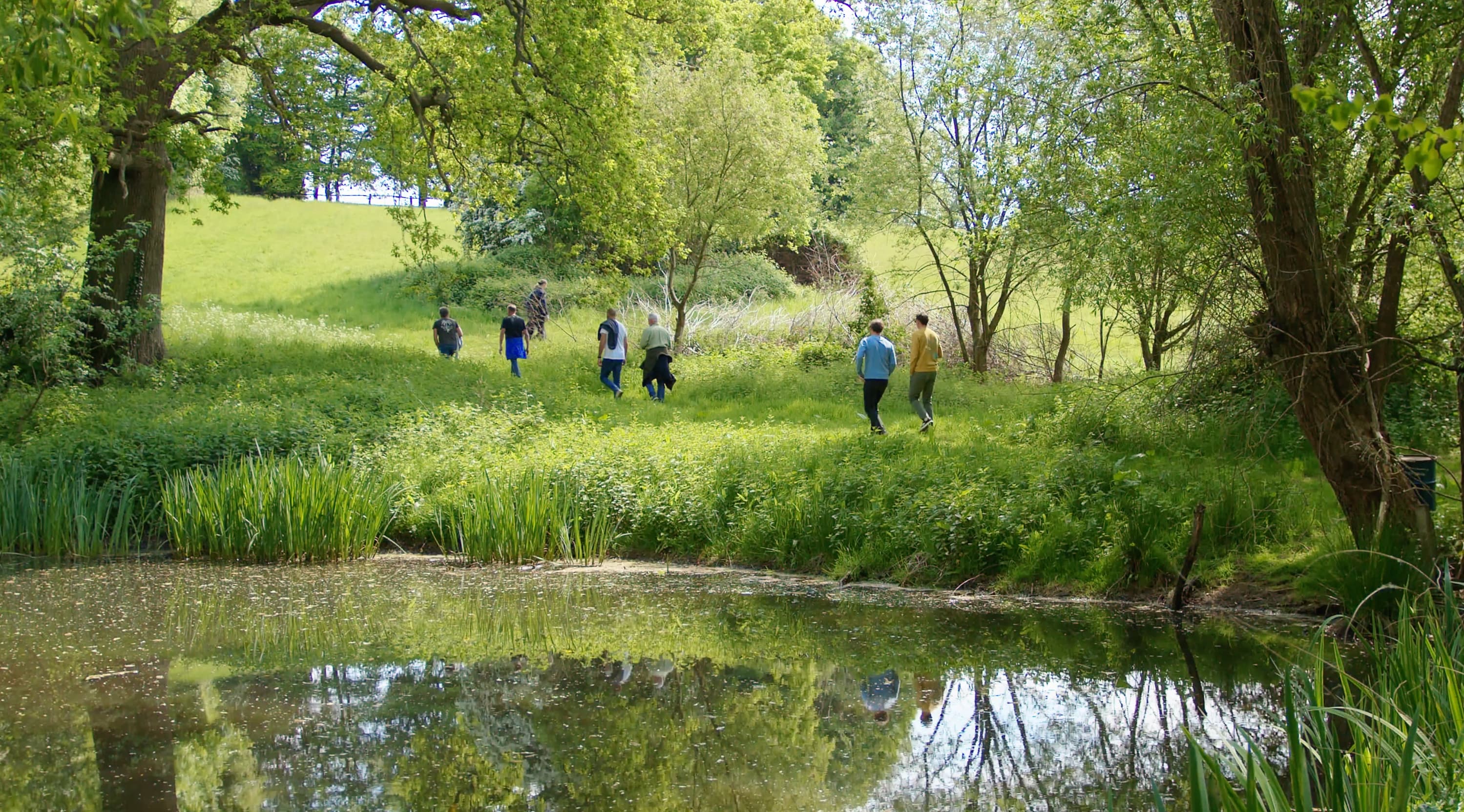 A facilitator speaking at a Monumental retreat