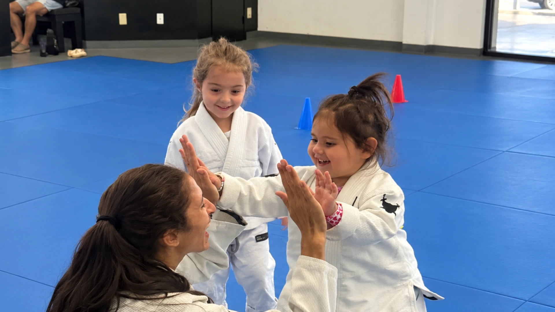 Tiny Kids (3-5y)