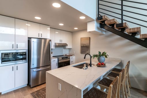 Kitchen with island