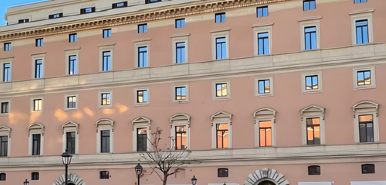Luxury Hotel, Rome